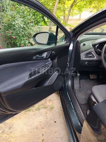 Chevrolet Cruze-5