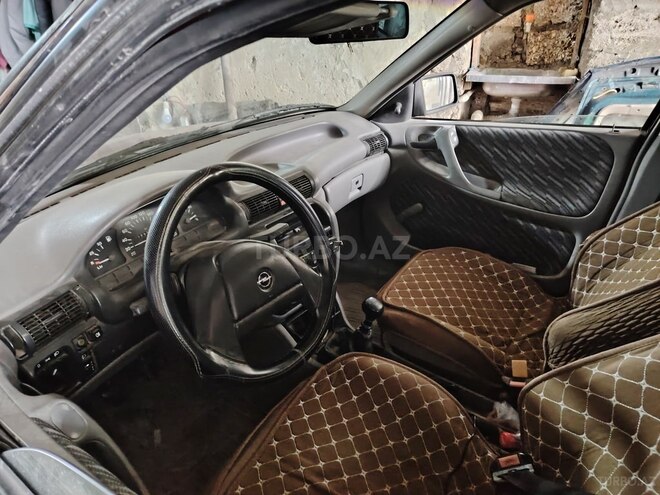 Opel Astra-5