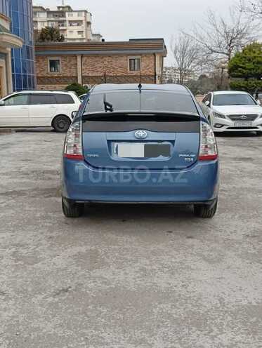 Toyota Prius-3