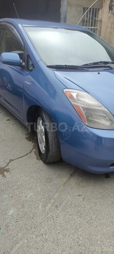 Toyota Prius-7