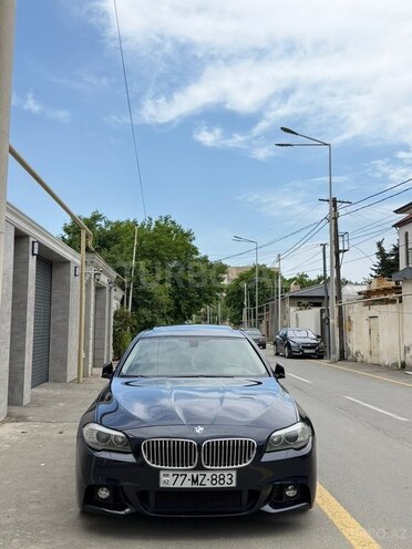 BMW 528-2