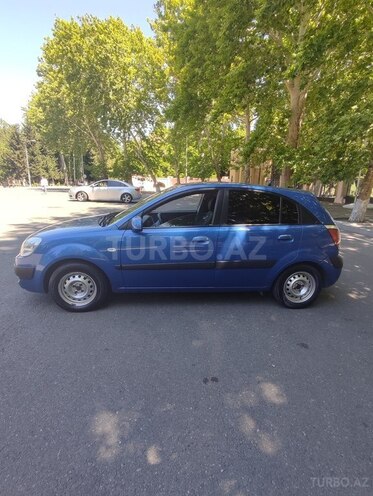 Kia Rio-6