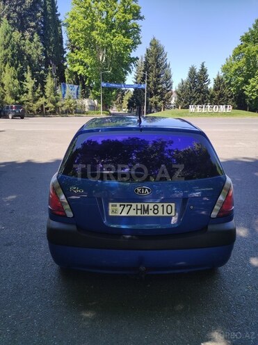 Kia Rio-4