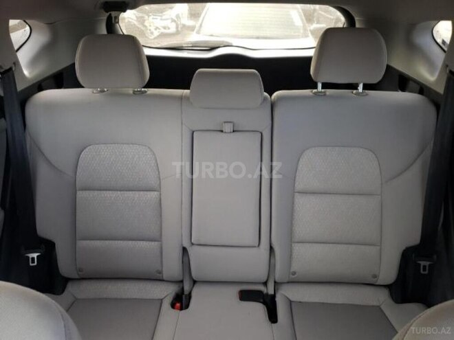 Hyundai Tucson-11