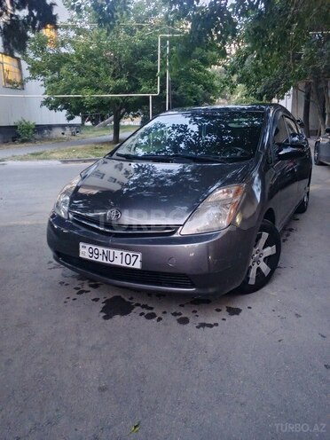 Toyota Prius-1
