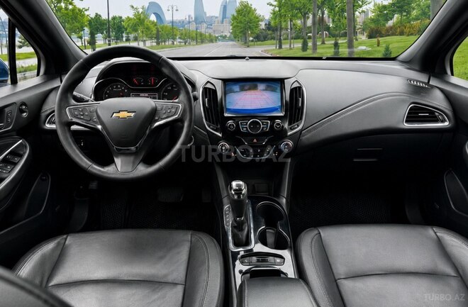 Chevrolet Cruze-8