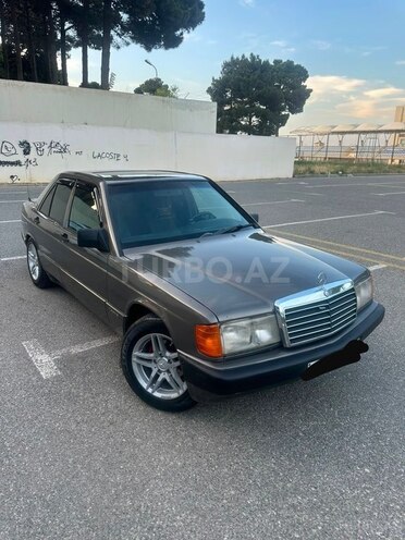 Mercedes 190-3