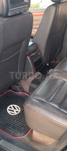 Volkswagen Touareg-8