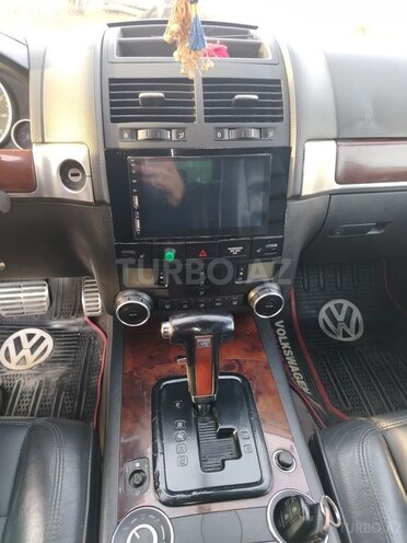 Volkswagen Touareg-7