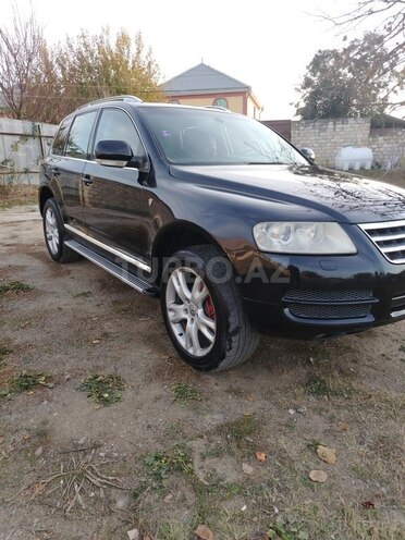Volkswagen Touareg-2
