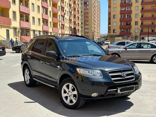 Hyundai Santa Fe-13