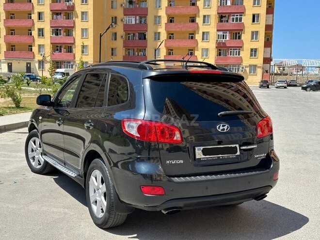 Hyundai Santa Fe-10