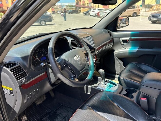 Hyundai Santa Fe-15