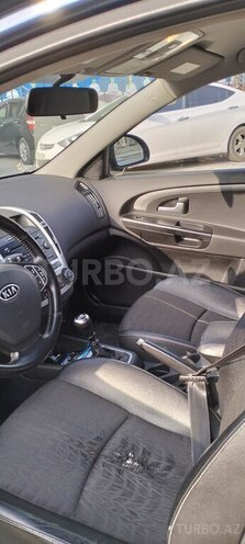 Kia Ceed-9