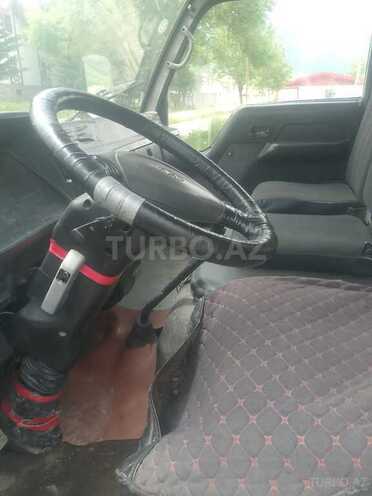 Hyundai County-5