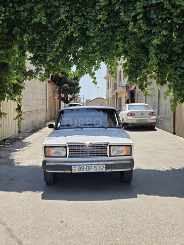 LADA (VAZ) 2107-1