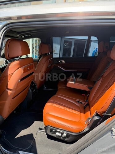 BMW X7-14