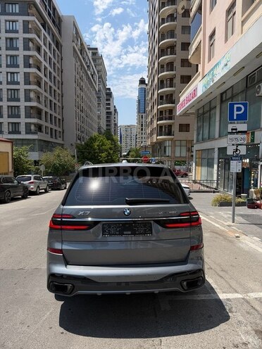 BMW X7-5