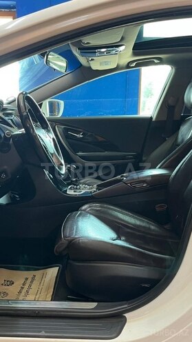 Hyundai Azera-15