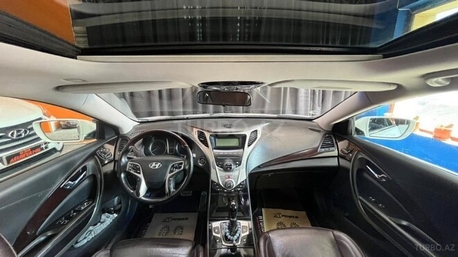 Hyundai Azera-13