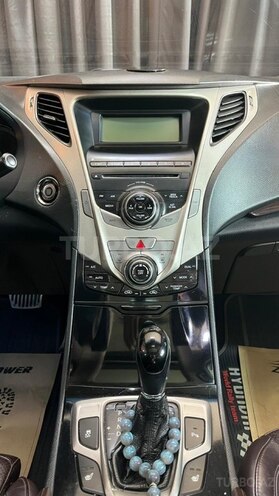 Hyundai Azera-18