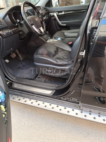 Kia Sorento-2
