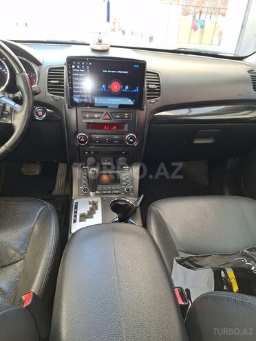 Kia Sorento-4