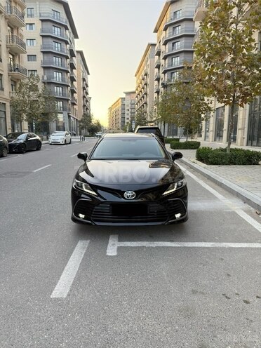 Toyota Camry-1