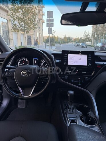 Toyota Camry-6