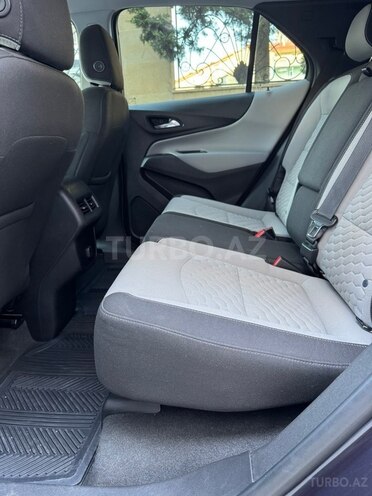 Chevrolet Equinox-12