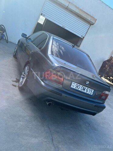 BMW 523-5
