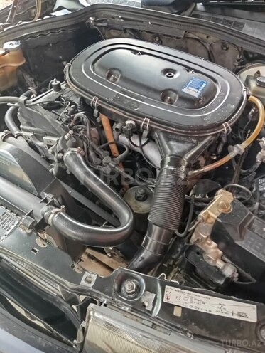 Mercedes 190-12