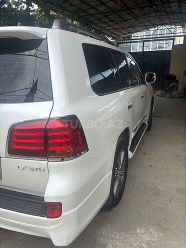 Lexus LX 570-4