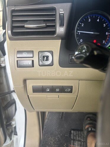 Lexus LX 570-15