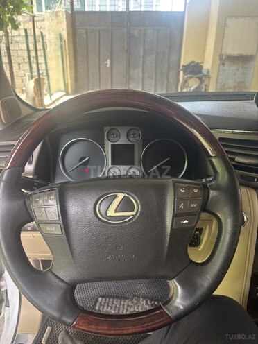 Lexus LX 570-20