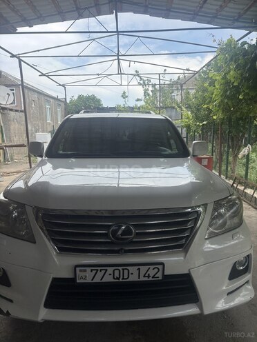 Lexus LX 570-1