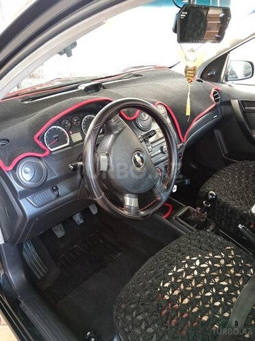 Chevrolet Aveo-16