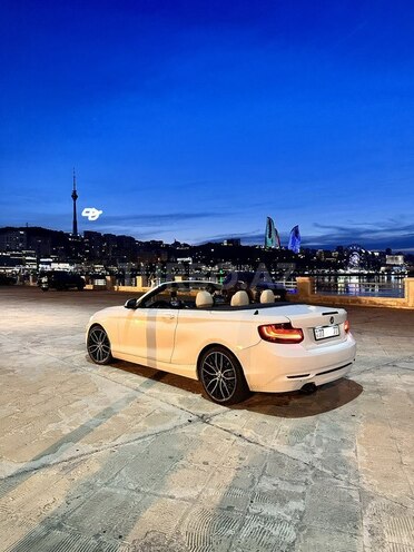 BMW 230-2