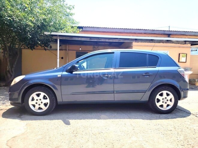 Opel Astra-2