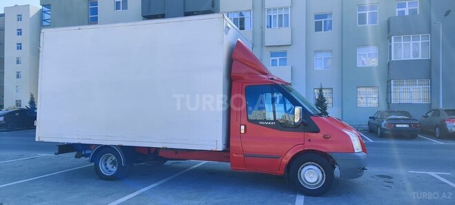 Ford Transit-2