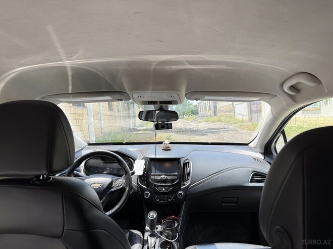 Chevrolet Cruze-6