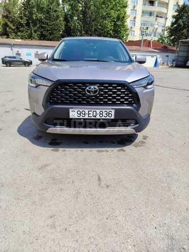 Toyota Corolla Cross-1