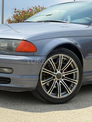 BMW 325-7