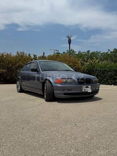 BMW 325-2
