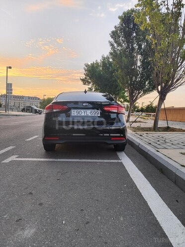 Kia Forte-10