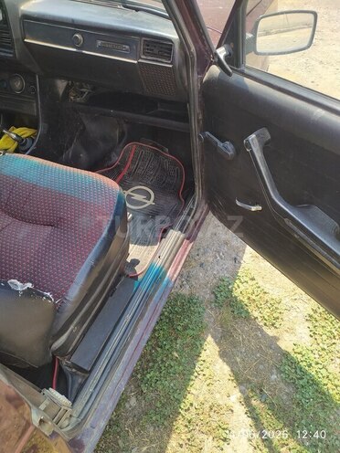 LADA (VAZ) 2107-8