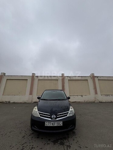 Nissan Tiida-1