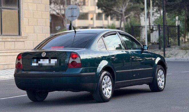 Volkswagen Passat-5