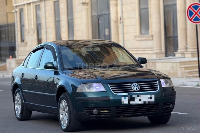 Volkswagen Passat-10