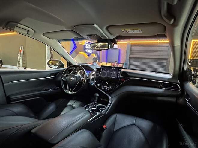 Toyota Camry-20